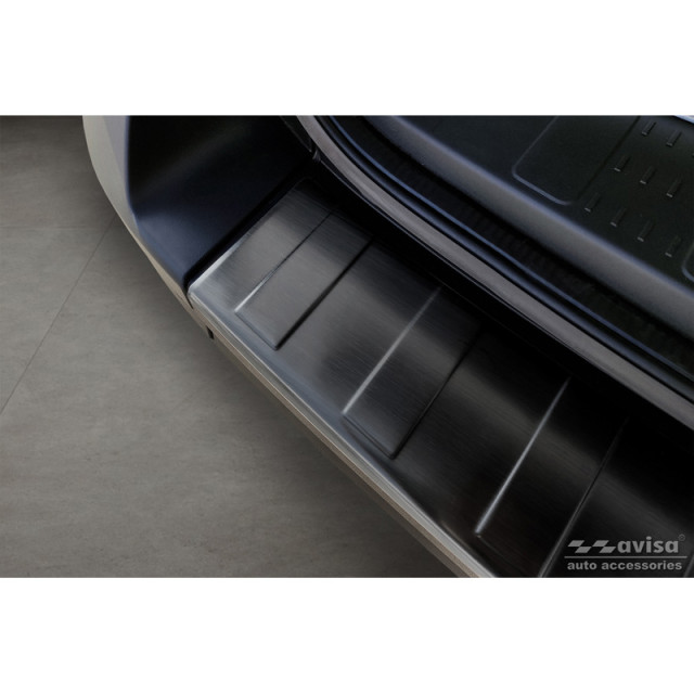 Zwart RVS Achterbumperprotector passend voor Volkswagen Crafter & MAN TGE 2017- 'Ribs' ('XL'-version)